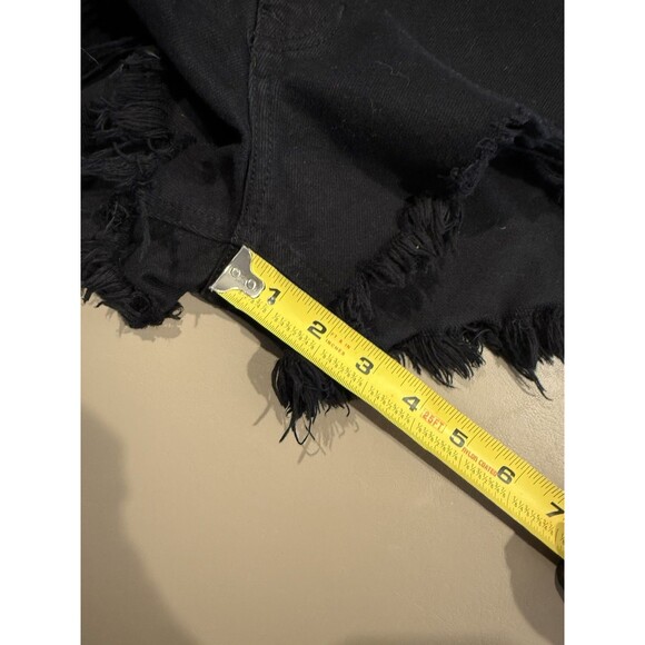 NWOT KanCan Estillo black cutoff denim shorts high rise Large distressed 31 - Picture 8 of 8